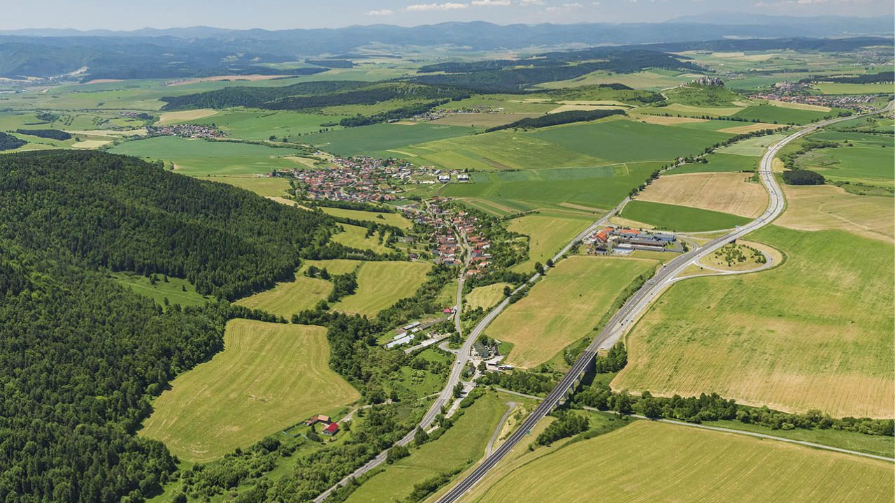 Fotografia fotogalérie Beharovce from the sky