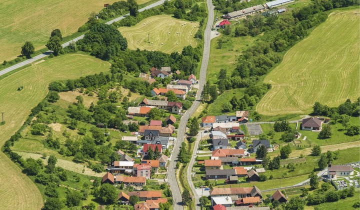 4. fotografia fotogalérie Beharovce from the sky